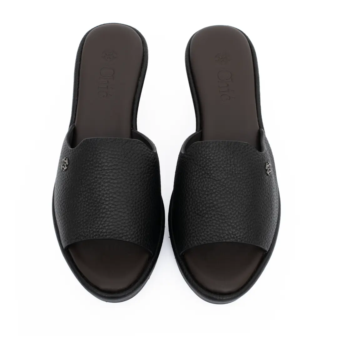 Chic Medium Wedge Slippers in Grain Leather